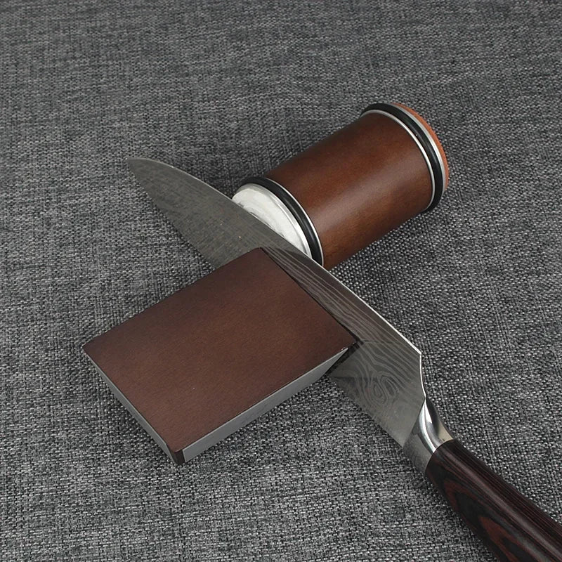 Willow & Stone rolling knife sharpener with a knife in the angle block